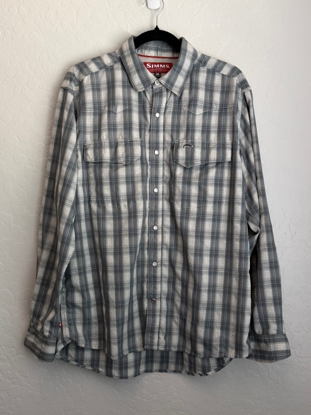 Simms Men's Long Sleeve Pearl Snap Vented Fishing Shirt Plaid Blue Gray Medium